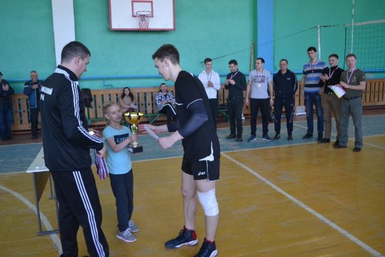 Традиционный краевой турнир по волейболу среди мужских команд.